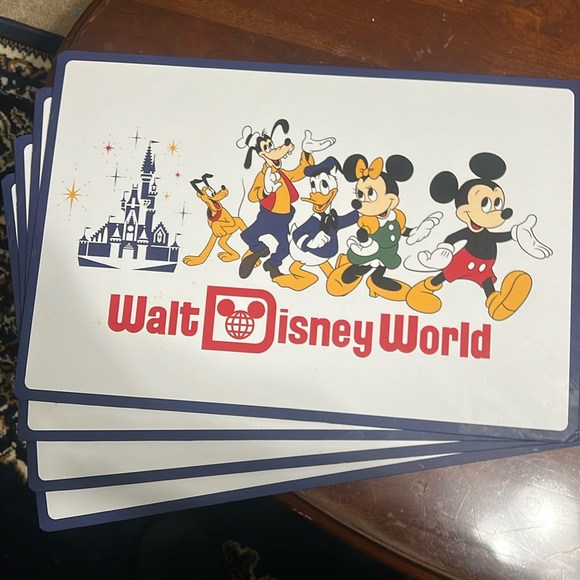 Disney | Kitchen | Walt Disney World Map Set Of 4 Placemats Made Of ...